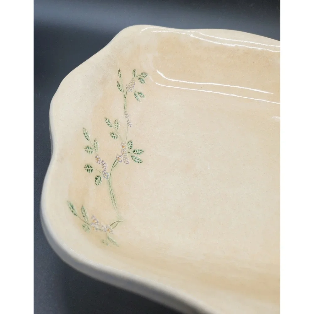 Mountain Meadows Pottery Square Ceramic 11
